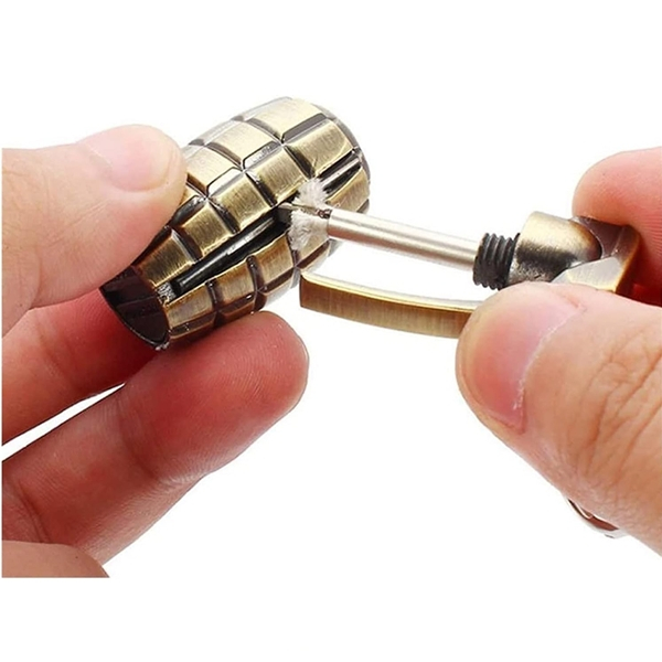Set de doua chibrituri Permanente Metalic tip Amnar cu Breloc DEPOX®, Reincarcabil, Aprinzator pentru Camping si Outdoor, Rezistent la Vant, Auriu [4]