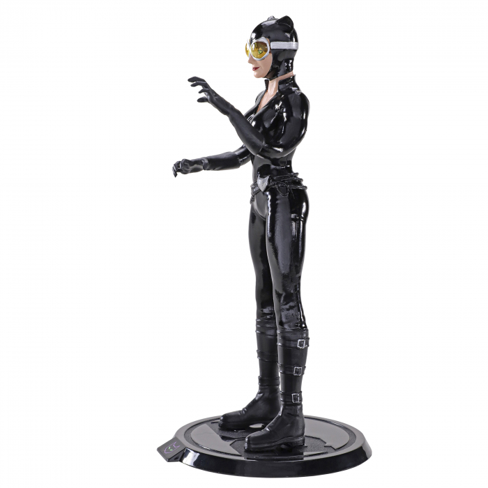 Figurina Catwoman articulata IdeallStore®, Purrr Mistress, editie de colectie, 18 cm, stativ inclus [3]