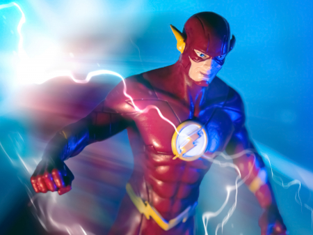 Figurina articulata de colectie The Flash, Fastest Man Alive, 18 cm, rosu, stativ inclus [6]