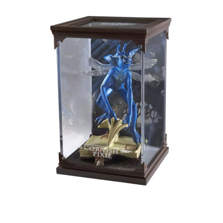 Figurine si masinute duble - Figurina de colectie IdeallStore®, Cornish Pixie, seria Harry Potter, 17 cm, suport sticla inclus