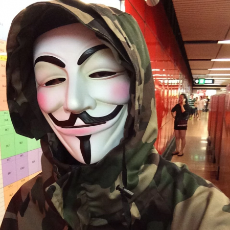 Masca pentru copii IdeallStore®, Anonymous Vendetta, plastic, marime universala, alba [4]