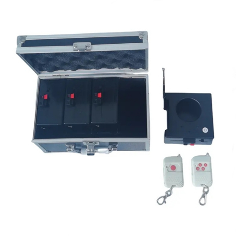 Sistem profesional wireless pentru declanșare artificii, tip vulcan,  4 console [4]