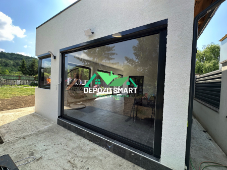Rulou transparent in caseta si ghidaje din aluminiu [1]