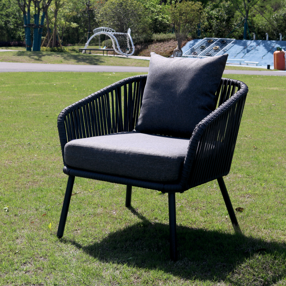 Set mobiler terasa/gradina din aluminiu KLUGMEISTER KJF10537, canapea + doua fotolii + masa din sticla (perne incluse), culoare gri [3]