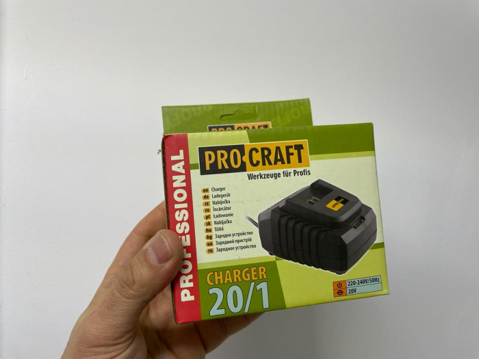 Încărcător ProCraft 20V pentru Acumulatori Li-Ion 4Ah, Protecție Completă și Încărcare Rapidă [7]