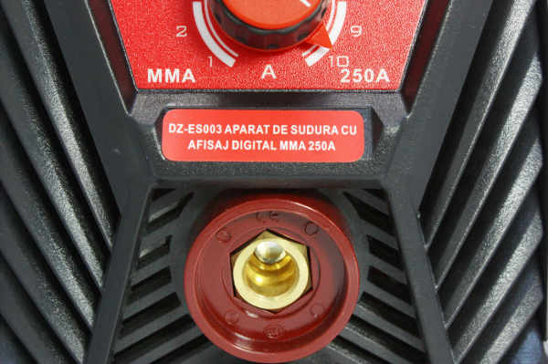 Aparat Sudura ALMAZ AZ-ES003, 250A MMA, Electrod 1-5mm, Accesorii incluse (AZ-ES003) [4]