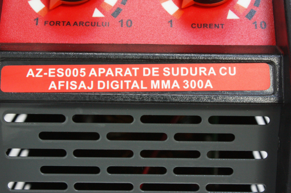 Aparat de sudura digital Almaz MMA 300 (AZ-ES005) [3]
