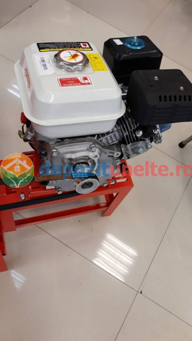 Batoza Porumb / Curatatoare electrica de porumb 5TY-60 - 1500KG/ORA cu MOTOR PE BENZINA 6,5 CP INCLUS [2]