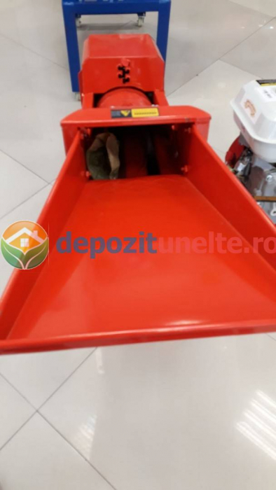 Batoza Porumb / Curatatoare electrica de porumb 5TY-60 - 1500KG/ORA cu MOTOR PE BENZINA 6,5 CP INCLUS [3]