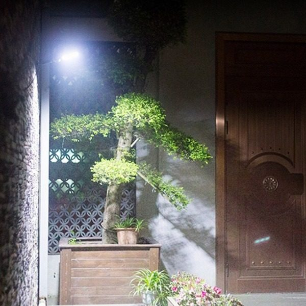Corp de iluminat stradal cu panou solar Street Lamp, senzor miscare si 8 x LED COB [3]