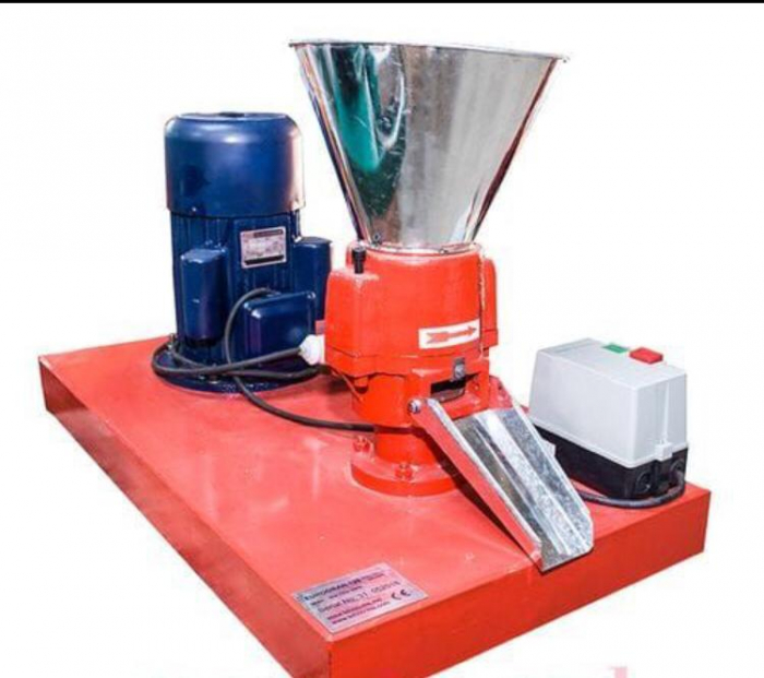 Granulator furaje Eurogran 120 cu 3 matrite, motor inclus [4]