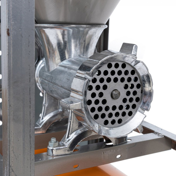 Masina tocat carne din aluminiu nr 32 cu cadru si  motor electric 2200W, palnie si masuta inox [6]