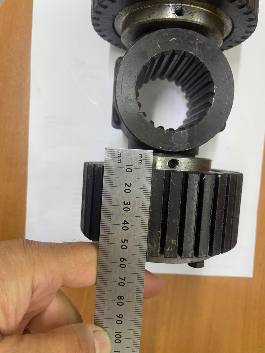Role presoare pentru masina de peletat MKL-225 (2 capete de presare) [9]