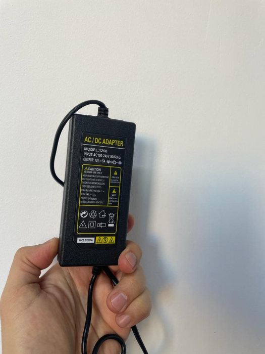 Sursa alimentare 12V 5 A tip alimentator pentru camere de supraveghere [5]