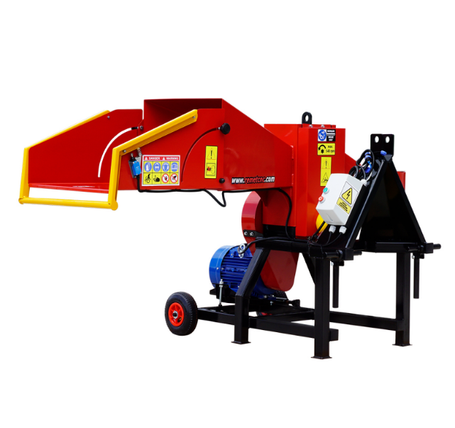 Tocător crengi REMET RE 120 + PTO [3]