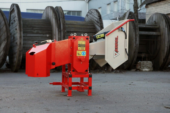 Tocator de crengi AM-120 PTO (acționat la priza tractorului) [4]