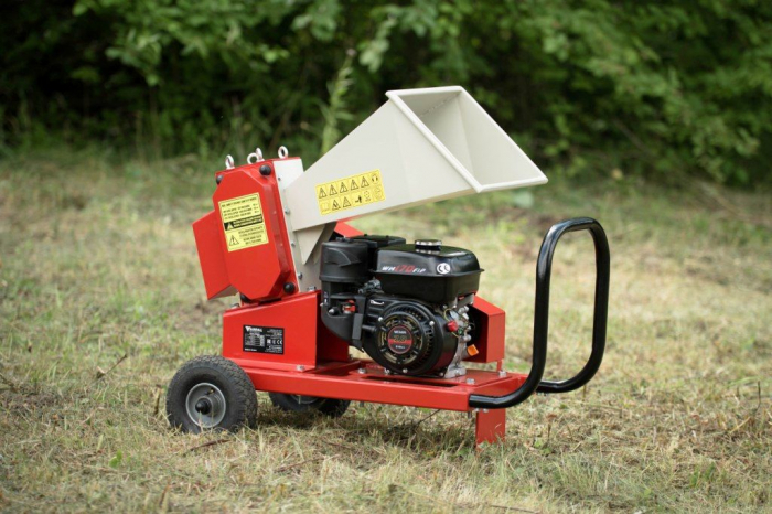 Tocator de crengi AM-60BD MAX, motor 7CP, ∅ max. 60 mm, Ucraina [11]