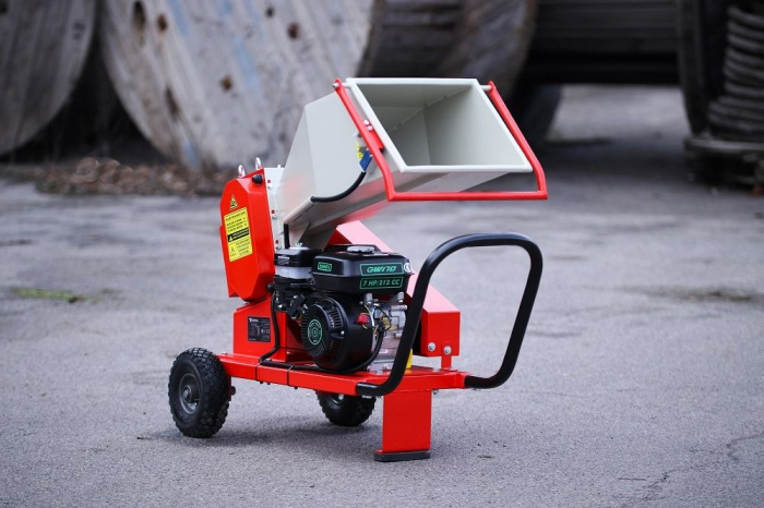 Tocator de crengi AM-60BD MAX, motor 7CP, ∅ max. 60 mm, Ucraina [2]