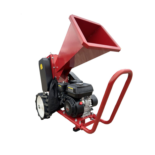 Tocator de crengi AM-70-BD – motor pe benzină 7 CP, diametru 6 cm, 3 cuțite oțel, productivitate 2 m³/h [5]