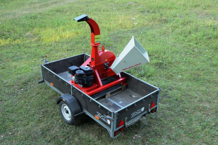 Tocator de crengi MK-100 BD ,motor benzină 18 CP , Ø max. 100 mm [5]