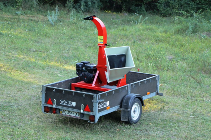 Tocator de crengi MK-100 BD ,motor benzină 18 CP , Ø max. 100 mm [3]