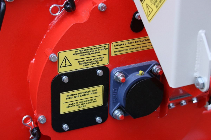 Tocator de crengi MS-120 BD-K , motor 20CP, ∅ max. 120 mm, cu banda de transportare [12]