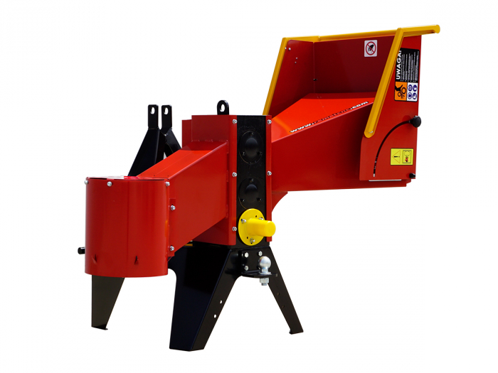 Tocator de crengi REMET R-100 PTO cu bandă 2.3 m, ∅ max. 90mm [4]