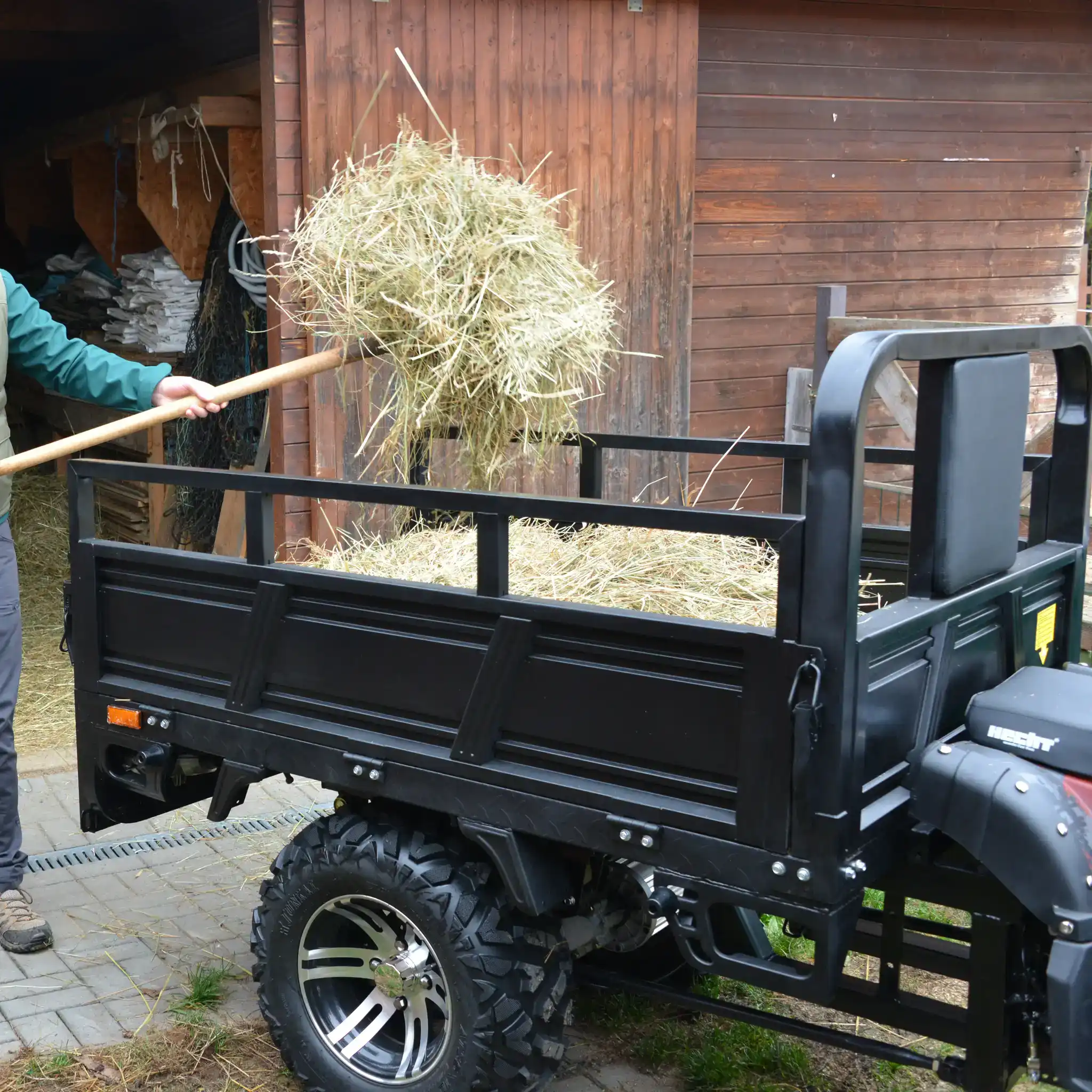 ATV electric utilitar HECHT FARMIS, 3000 W, 72V / 52Ah, benă basculantă [9]