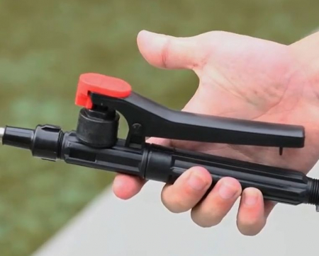 Accesorii pompe de stropit - Maner pentru lance cu buton ROSU