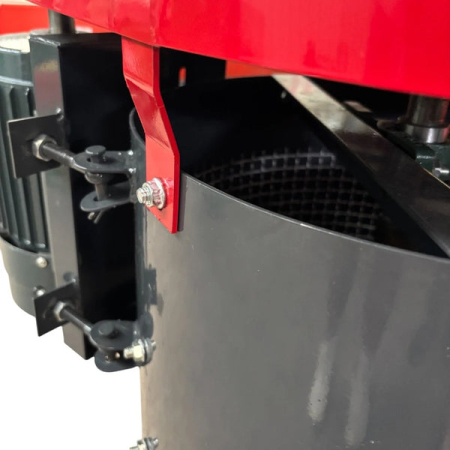 Masina pentru decojirea nucilor verzi TM-100N 220 V, 3 kW, 500 kg/ora, 60 l, 70 kg [8]