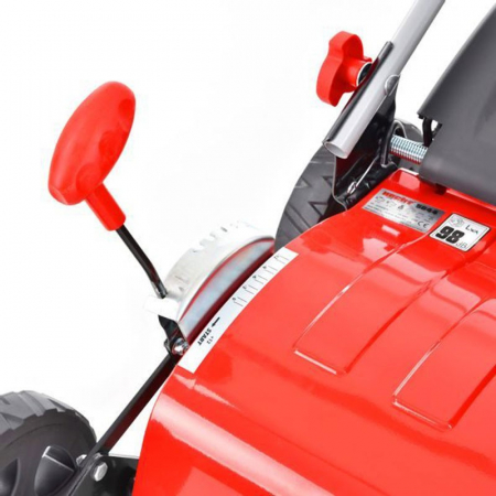 Scarificator si aerator HECHT 5644, motor 4 timpi, capacitate cilindrica 212 CC, putere 5.5 CP, 4 kW, sac colectare 45 litri, latime lucru 42 cm [2]