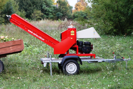Tocator de crengi AM-120-BD-K cu banda de transportare [7]