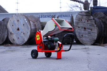 Tocator de crengi AM-60BD MAX, motor 7CP, ∅ max. 60 mm, Ucraina [3]