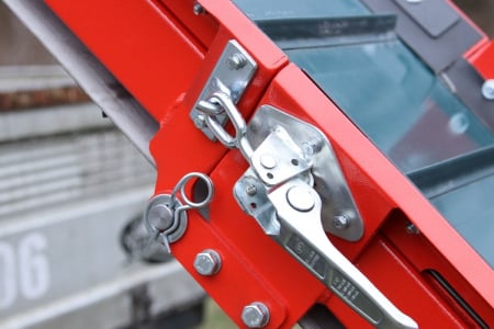 Tocator de crengi MS-120 BD-K , motor 20CP, ∅ max. 120 mm, cu banda de transportare [8]