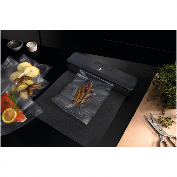 Aparat de vidat Electrolux E4VS1-4AG, 75W, 3 functii, 30 cm, set pungi incluse, gri [4]