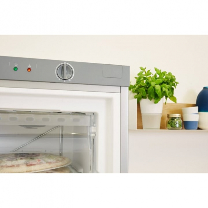 Congelator Indesit UI6 2 S, 245 l,  Dezghetare manuala, 4 sertare, Clasa E, H 167 cm, Argintiu  [2]