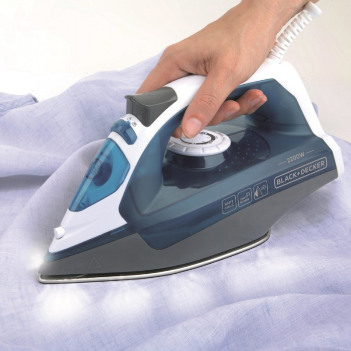 Fier de calcat Black&Decker BXIR2200E, 2200W, recipient apa 280ml, debit de abur continuu 30g/min, jet de abur 120g/min, termostart reglabil, Alb/Albastru [2]