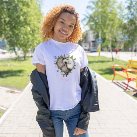 Tricouri Vesele - Tricou All You Need Is Love2-Deyu