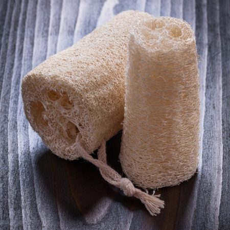 Ingrijire personala - Burete natural exfoliant lufa pentru periaj umed sau uscat 10cm
