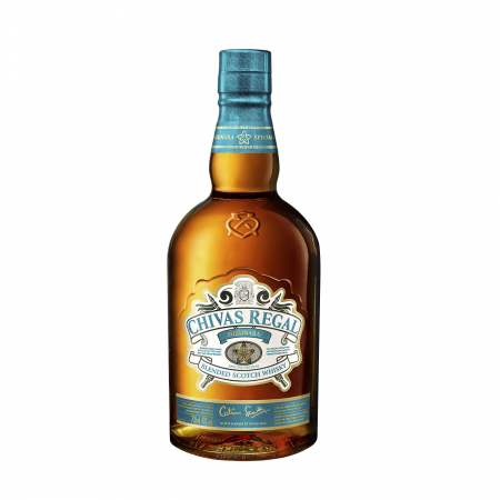 BLENDED WHISKY - Chivas Regal Mizunara 40% 0.7L giftpack