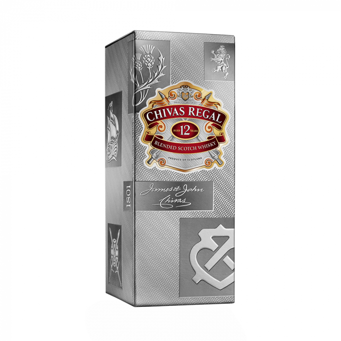Whisky 12 years, Chivas Regal, 40% alc., 1,5L [1]