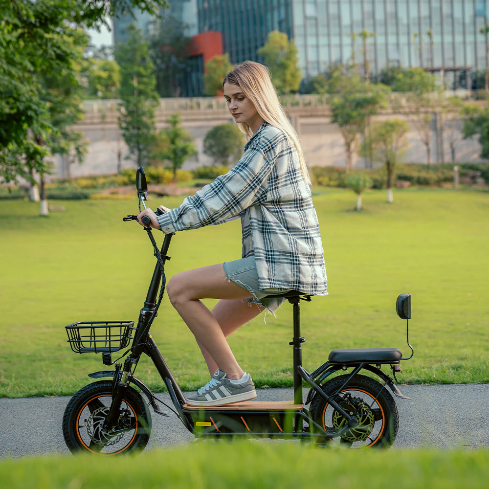 Trotineta electrică Kugoo C1 Pro – Confort urban, putere și autonomie într-un singur vehicul