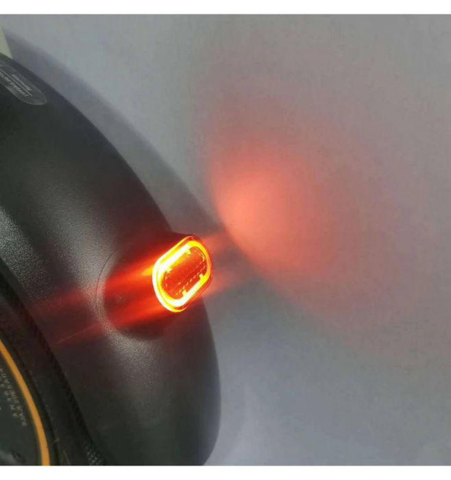 Stop Frana LED pentru Trotineta Electrica Ninebot G30 Max [2]