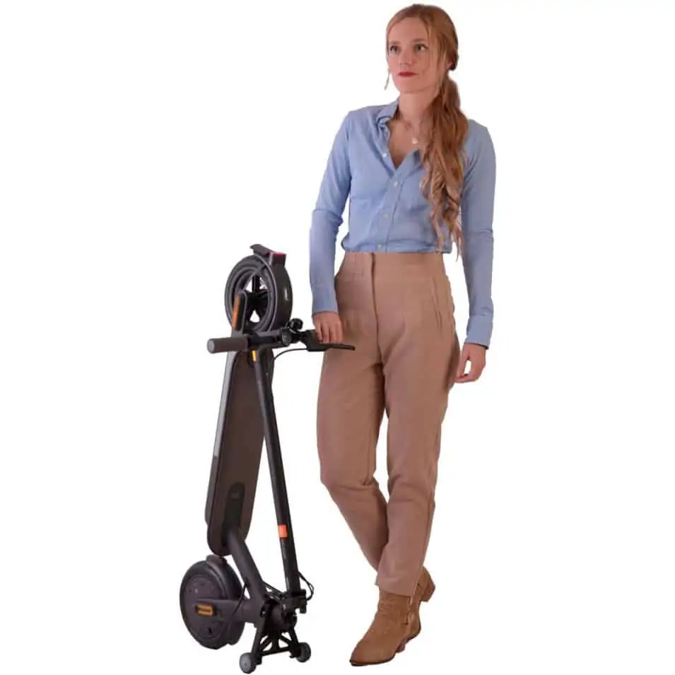 Sistem Transport cu Roti pentru Trotineta Electrica Xiaomi – Portabil si Rezistent [1]