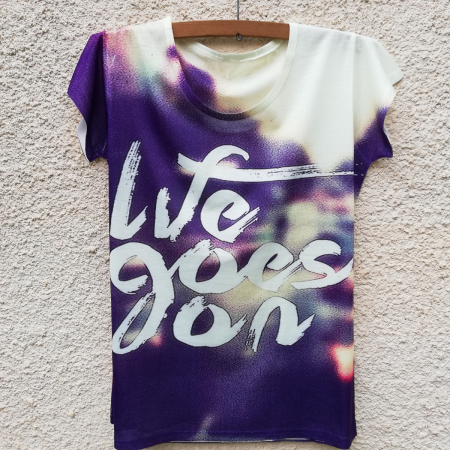 Tricou Life Goes On [0]