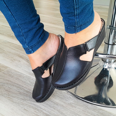 Saboti  Dama din piele hand made - Papuci medicinali dama negru