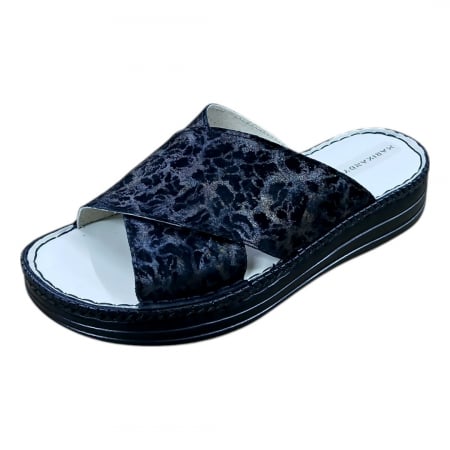 Papuci femei din piele naturală - Papuci femei piele naturala 955 negru gravat