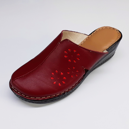 Saboti  Dama din piele hand made - Papuci spital dama bordo