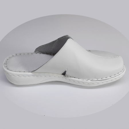 saboti dama piele inchisi in fata albi [2]