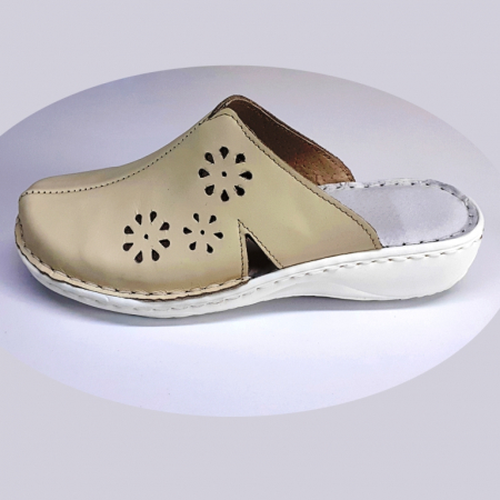 Saboti dama cu talpa ortopedica alb [1]